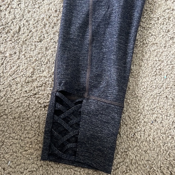 Athleta Heathers Grey Leggings - Picture 2 of 3